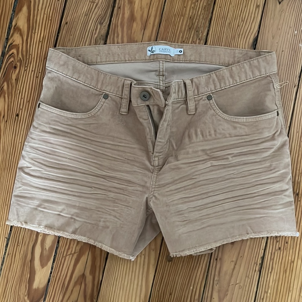 Carve Designs Oahu short 4” rise